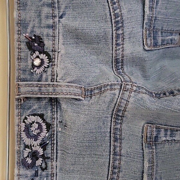 VINTAGE Y2K Vanilla Star lowrise flare jeans with applique flowers - Picture 3 of 8
